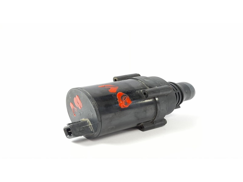 Recambio de bomba agua para bmw x5 (e53) 3.0i referencia OEM IAM 70207816 6913489 077903T015
