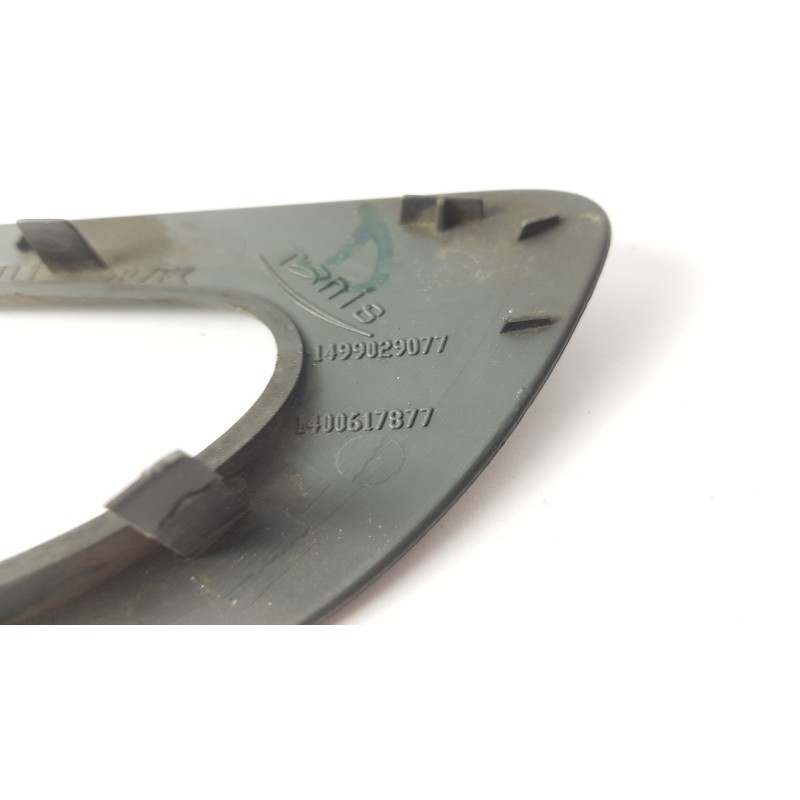Recambio de moldura para peugeot expert furgón (229) 2.0 hdi referencia OEM IAM 1499029077 1400617877 