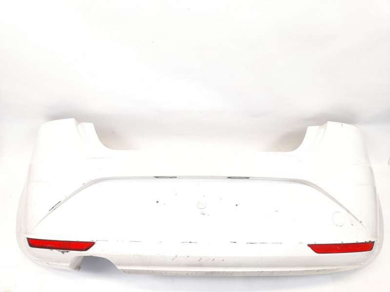 PARAGOLPES TRASERO 