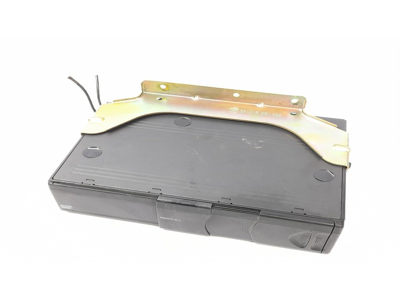 Recambio de sistema audio / radio cd para bmw serie 5 berlina (e39) 2.5 525d referencia OEM IAM   
