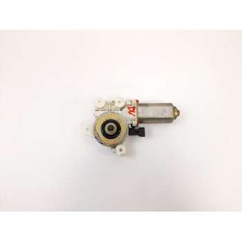 MOTOR ELEVALUNAS DELANTERO DERECHO 