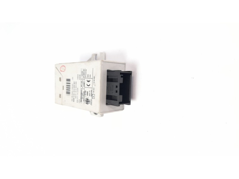 Recambio de centralita inmovilizador para bmw serie 3 touring (e46) 320d referencia OEM IAM 61356905667  