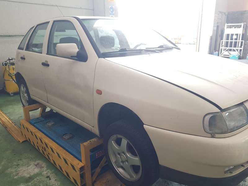 Recambio de piloto trasero derecho para renault megane i classic (la0) 1.9 dti (la08, la0n) referencia OEM IAM 7700428059  