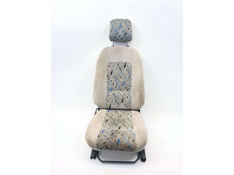 ASIENTO DELANTERO IZQUIERDO 