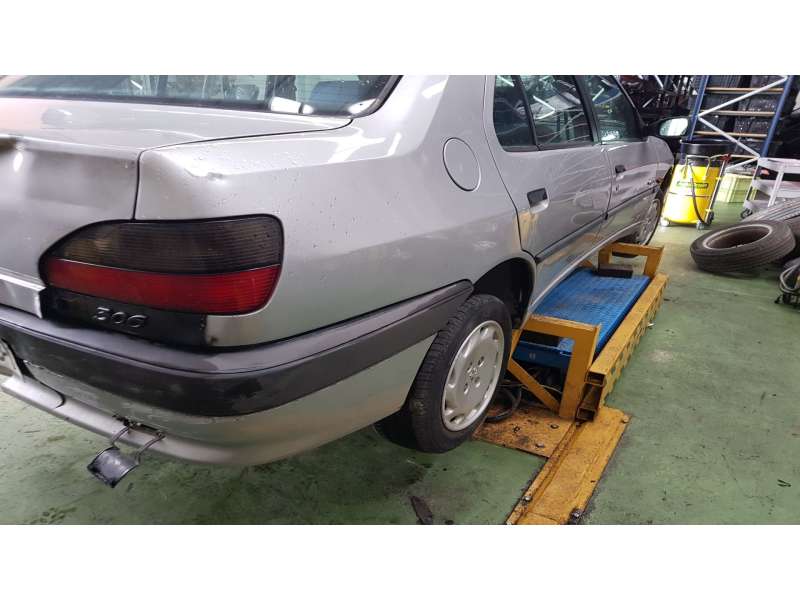 Recambio de piloto trasero derecho para renault megane i classic (la0) 1.9 dti (la08, la0n) referencia OEM IAM 7700428059  