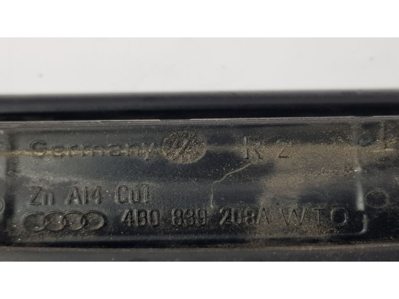 Recambio de maneta exterior delantera derecha para audi a3 (8l1) 1.6 fastback referencia OEM IAM 4B0839885  
