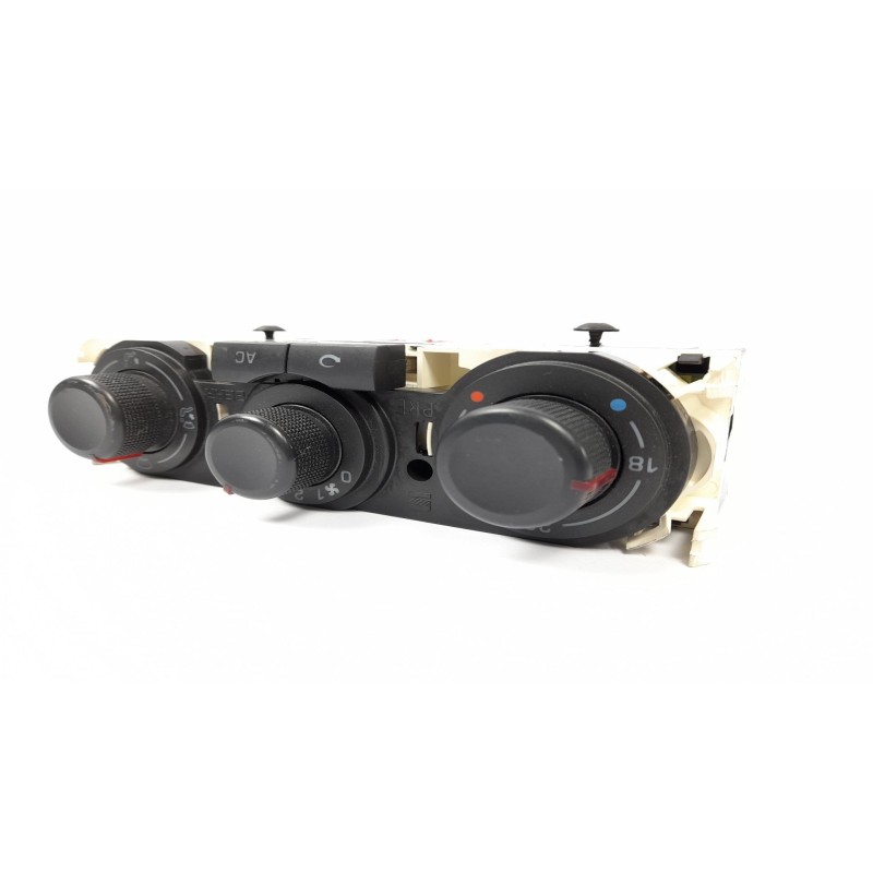 Recambio de mando calefaccion / aire acondicionado para seat cordoba berlina (6l2) 1.4 16v referencia OEM IAM 6L0820045  