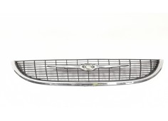 Recambio de rejilla delantera para chrysler voyager (rg) 2.4 cat referencia OEM IAM 4857522AA   2