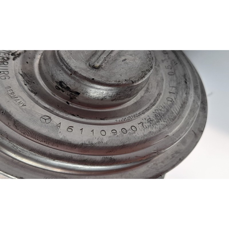 Recambio de valvula egr para mercedes clase c (w203) berlina 200 cdi (203.004) referencia OEM IAM A6110900754  