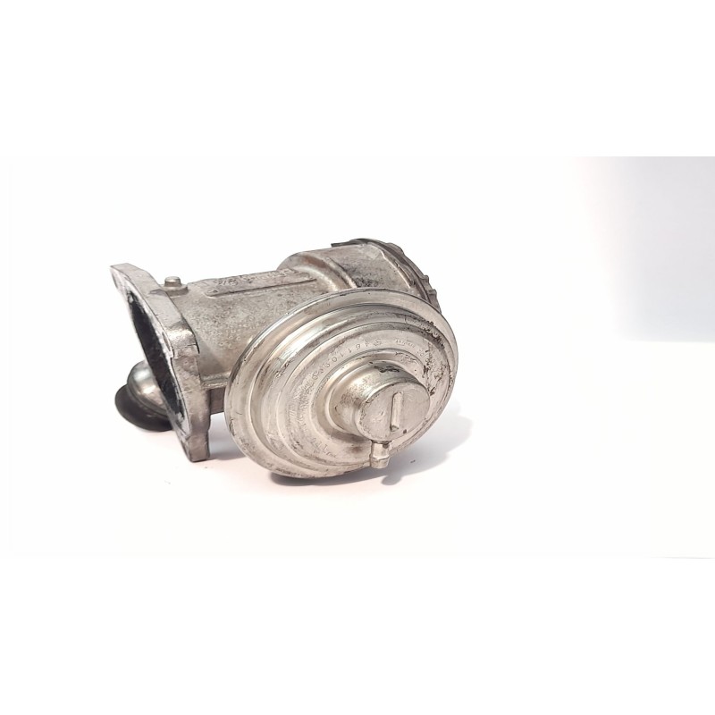 Recambio de valvula egr para mercedes clase c (w203) berlina 200 cdi (203.004) referencia OEM IAM A6110900754  