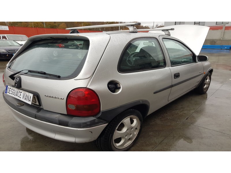 opel corsa b del año 1996