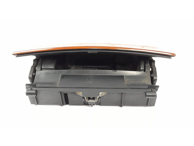 Recambio de cenicero para mercedes clase c (w203) berlina 200 cdi (203.004) referencia OEM IAM A2036800852  
