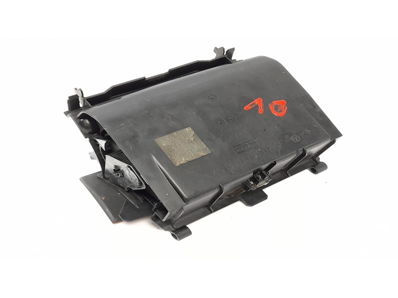 Recambio de cenicero para mercedes clase c (w203) berlina 200 cdi (203.004) referencia OEM IAM A2036800852  
