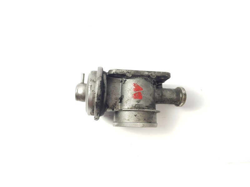 Recambio de valvula egr para bmw serie 5 berlina (e39) 2.5 525d referencia OEM IAM 728264  