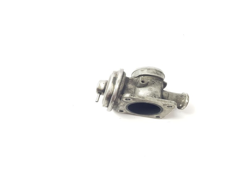Recambio de valvula egr para bmw serie 5 berlina (e39) 2.5 525d referencia OEM IAM 728264  