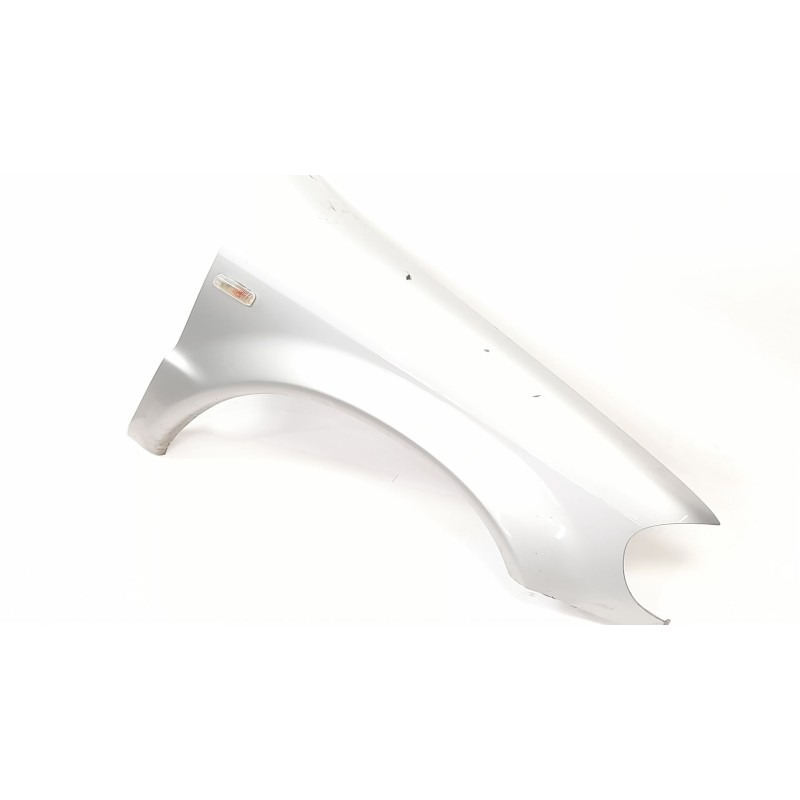 Recambio de aleta delantera derecha para mercedes-benz clase m (w163) 230 ml (163.136) referencia OEM IAM A1638802006  