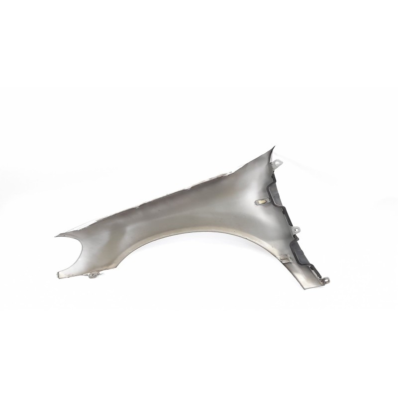 Recambio de aleta delantera derecha para mercedes-benz clase m (w163) 230 ml (163.136) referencia OEM IAM A1638802006  