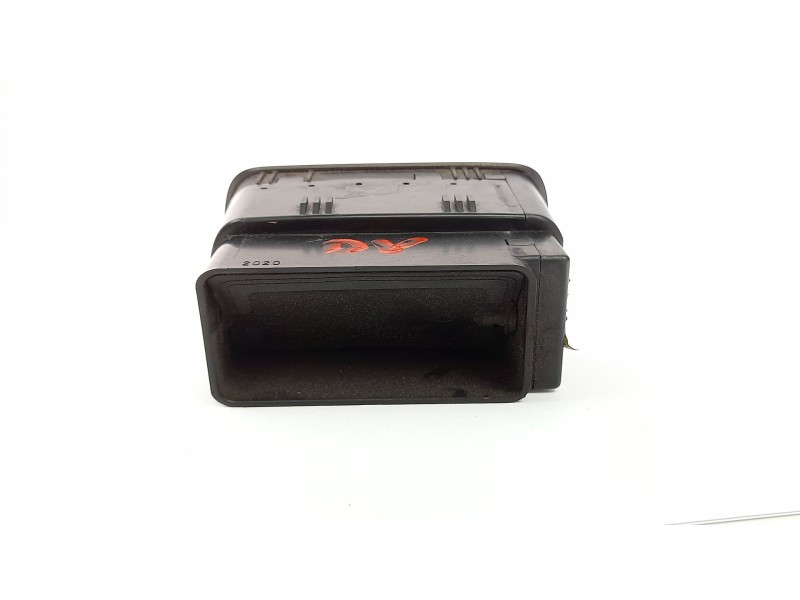 Recambio de rejilla del aire delantera izquierdo para seat toledo (1m2) 1.9 tdi referencia OEM IAM 8L0820901  