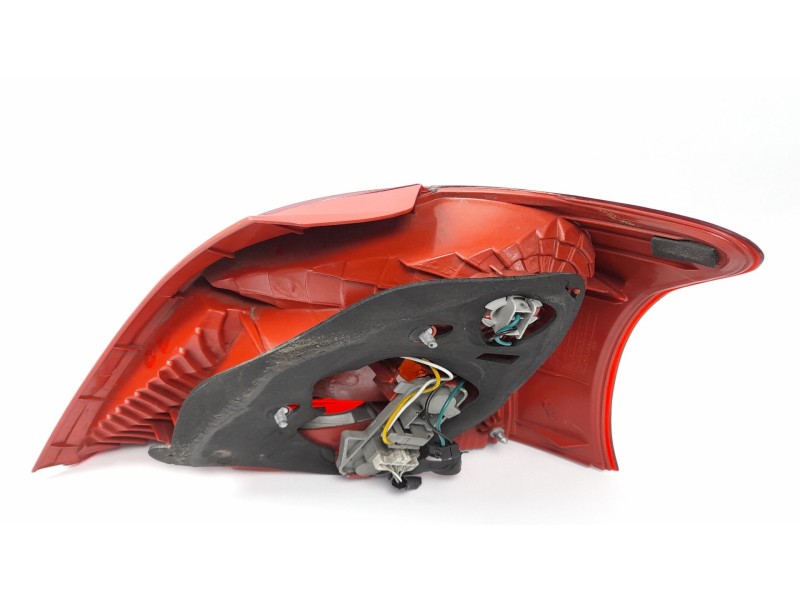 Recambio de piloto trasero izquierdo para toyota yaris (ksp9/scp9/nlp9) básico referencia OEM IAM 0821219 0821219P3LR 815610D110