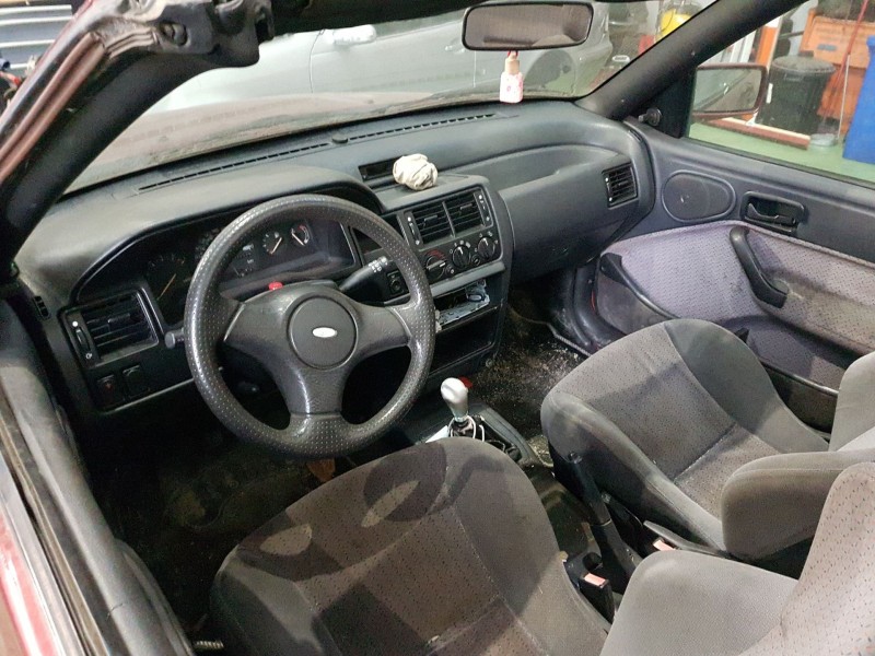 ford escort v descapotable (all) del año 1990