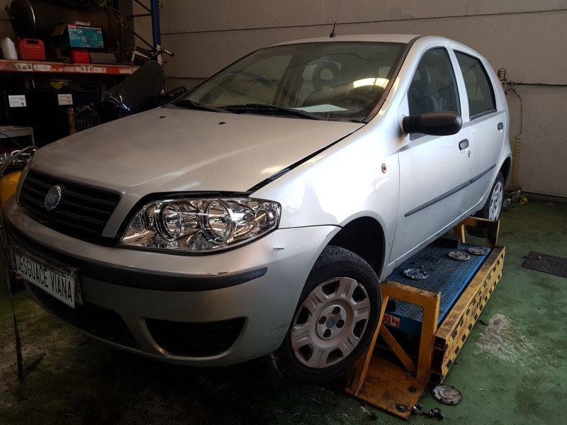 fiat punto (188_) del año 1999