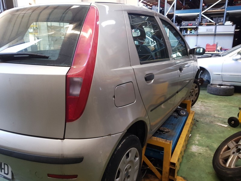 fiat punto (188_) del año 1999