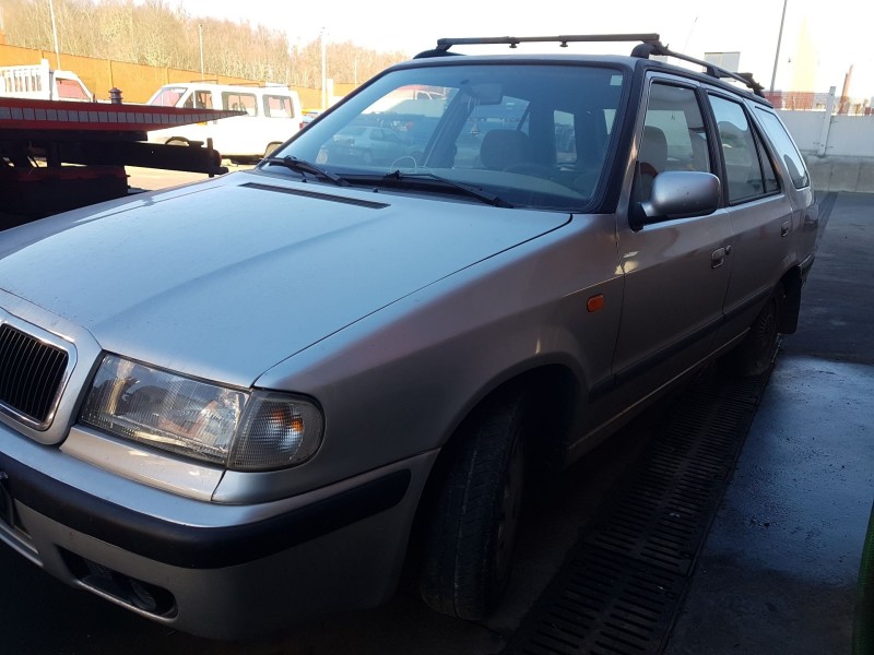 skoda felicia ii (6u1) del año 1998