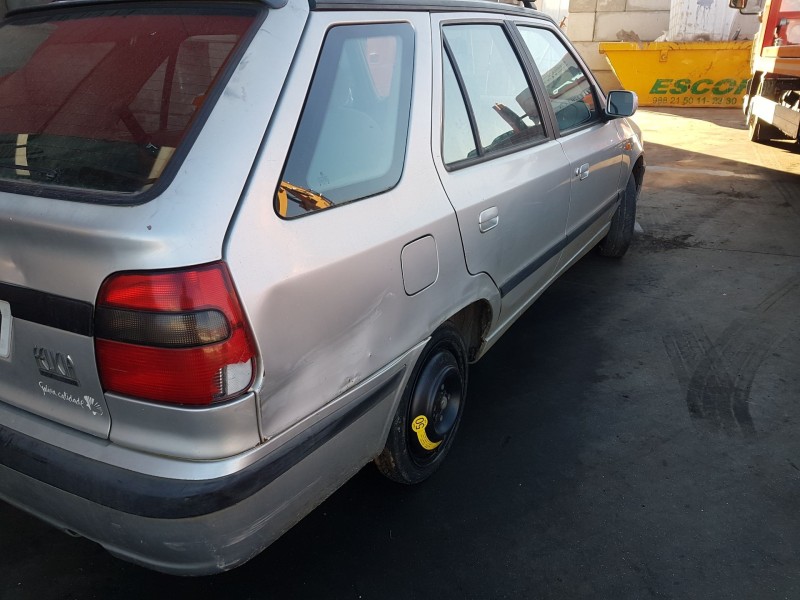 skoda felicia ii (6u1) del año 1998