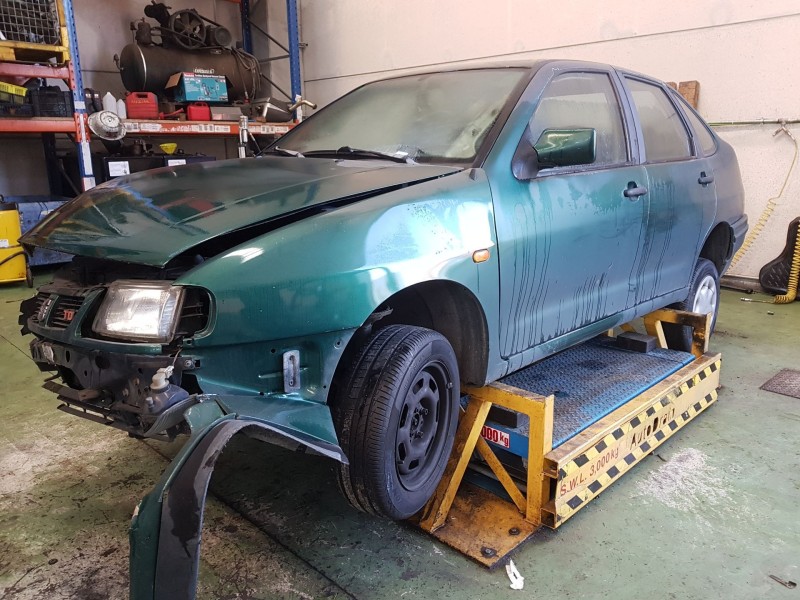 seat cordoba berlina (6k2) del año 1993
