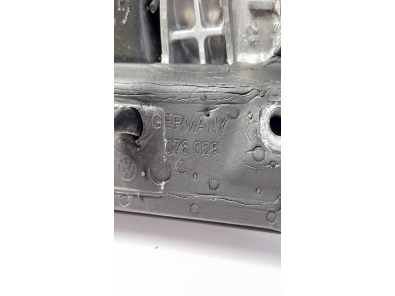 Recambio de retrovisor derecho para volkswagen golf plus (521) advance referencia OEM IAM 076014  
