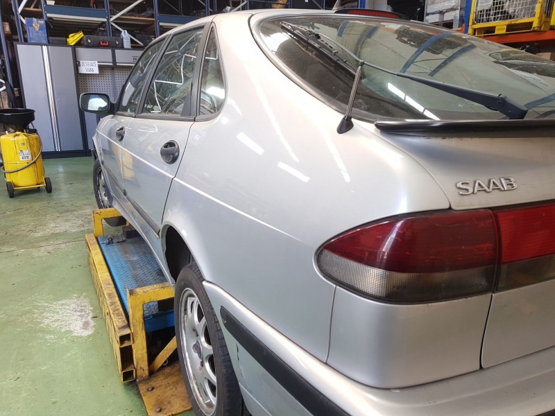 saab 9-3 (ys3d) del año 2000