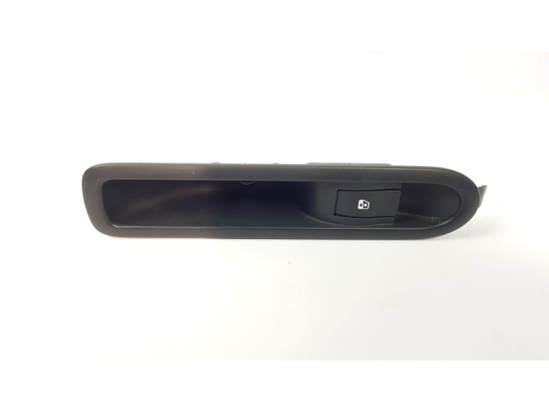 Recambio de mando elevalunas tra. izq. para renault scenic ii 1.5 dci diesel referencia OEM IAM 21980  