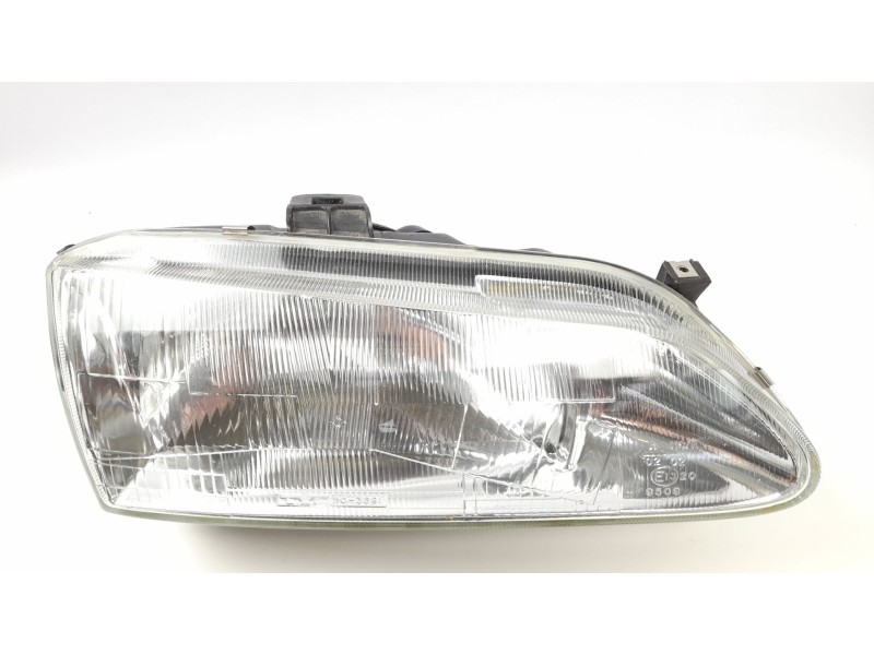 Recambio de faro der. para renault megane i (ba0/1_) 1.9 tdi referencia OEM IAM 203691B  