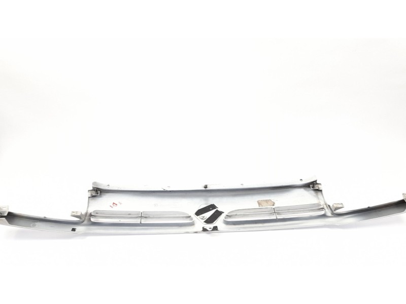 Recambio de rejilla delantera para renault master ii furgón (fd) 2.8 dti referencia OEM IAM 7700352125  
