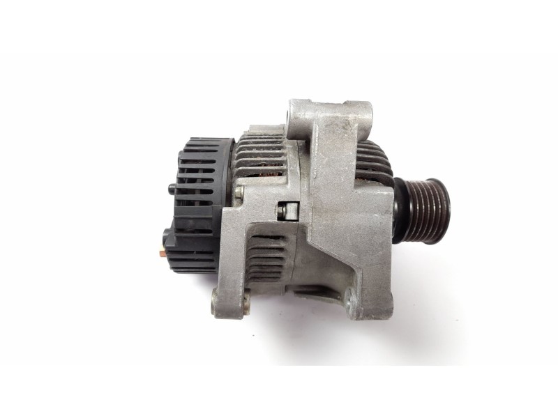 Recambio de alternador para renault laguna (b56) 2.0 16v (b56d/m) referencia OEM IAM 9148301 2541809A 