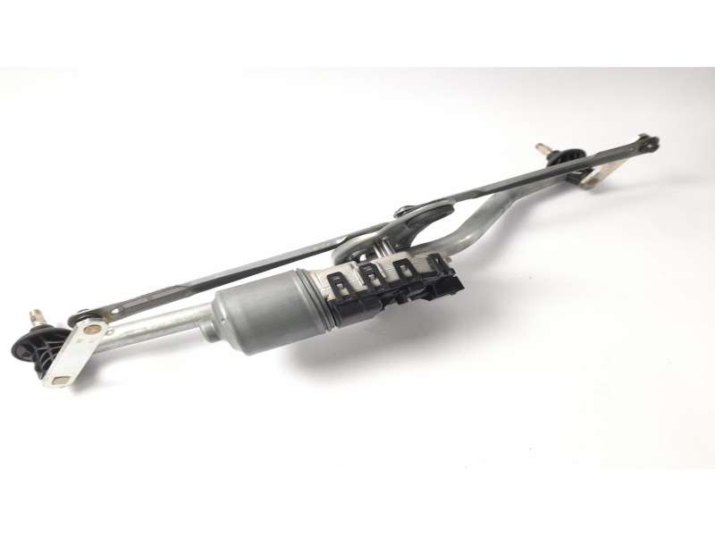 MOTOR LIMPIA DELANTERO 0390241712 67636914577 