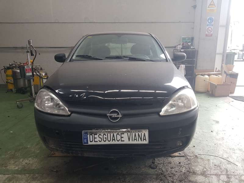 opel corsa c (x01) del año 2000