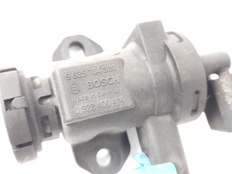 Recambio de valvula egr para peugeot expert furgón (222) 2.0 hdi referencia OEM IAM 9635704380 0928400414 