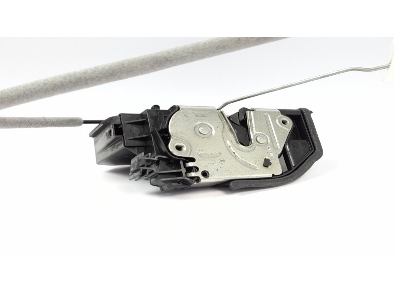 Recambio de cerradura puerta trasera derecha para bmw serie 5 berlina (e60) 535 d referencia OEM IAM 7167076  