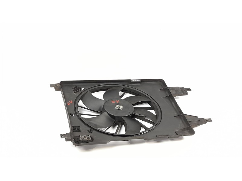 Recambio de electroventilador para renault scenic ii 1.9 dci diesel referencia OEM IAM 8240357  