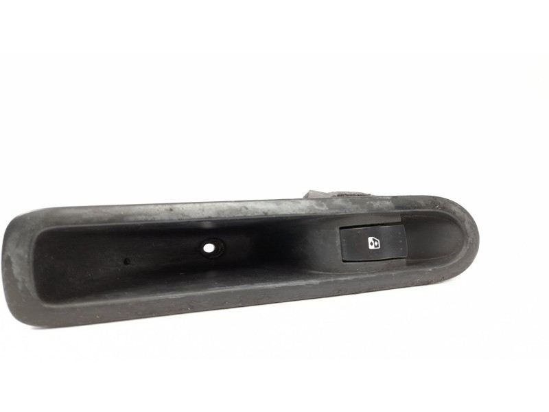 Recambio de mando elevalunas trasero derecho para renault scenic ii 1.9 dci diesel referencia OEM IAM 156013870  