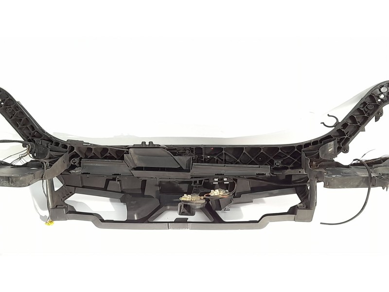 Recambio de panel frontal para renault scenic ii 1.9 dci diesel referencia OEM IAM 8200140174 8200136789 