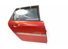 Recambio de puerta trasera derecha para renault scenic ii 1.9 dci diesel referencia OEM IAM    2