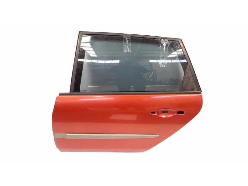 Recambio de puerta trasera izquierda para renault scenic ii 1.9 dci diesel referencia OEM IAM   