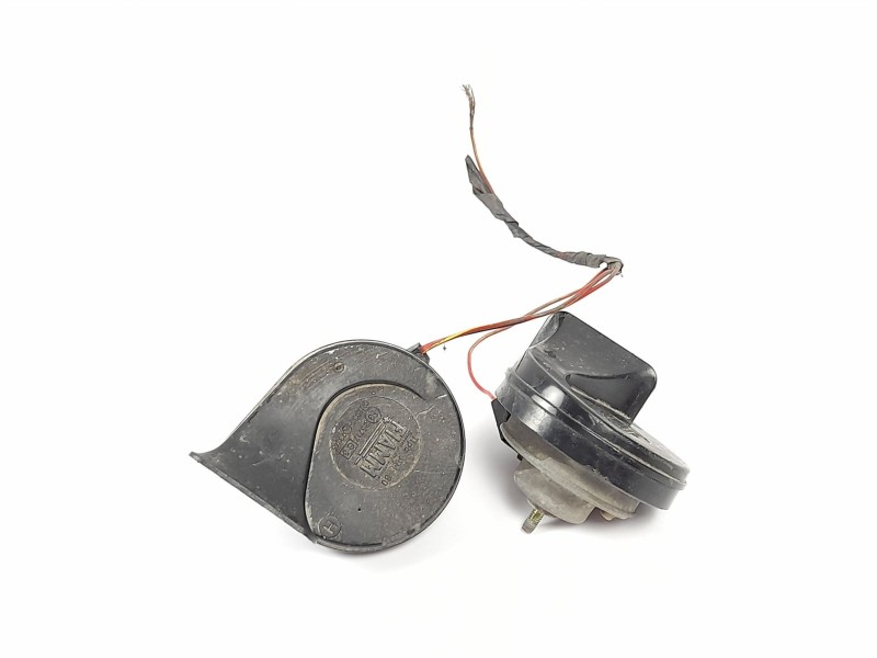 Recambio de claxon para renault clio ii (bb_/cb_) 1.5 dci (b/cb07) referencia OEM IAM E335717  