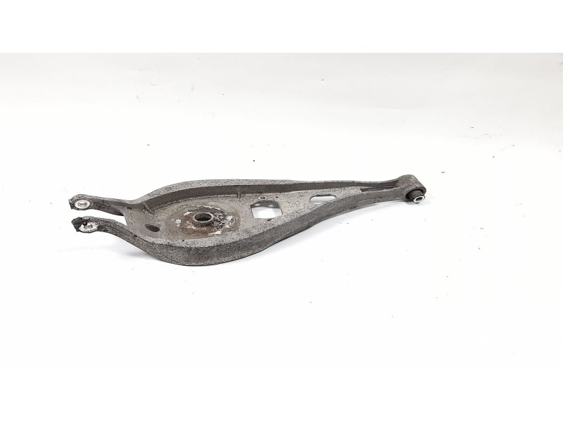 Recambio de brazo suspension superior trasero derecho para bmw serie 3 touring (e46) 320d referencia OEM IAM   