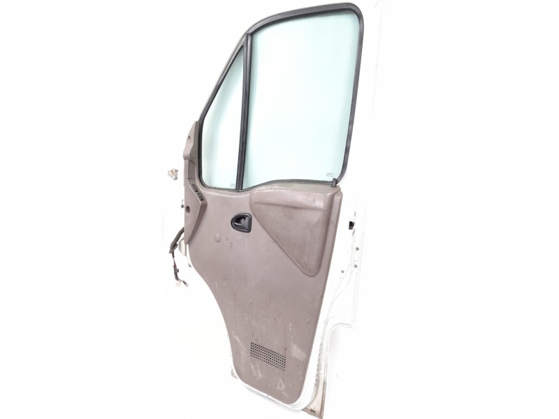Recambio de puerta delantera derecha para renault master ii furgón (fd) 2.8 dti referencia OEM IAM   