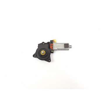 MOTOR ELEVALUNAS DELANTERO DERECHO F00S1A3295 