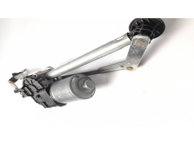 Recambio de motor limpia delantero para bmw serie 3 touring (e46) 320d referencia OEM IAM 0390241712 67636914577 