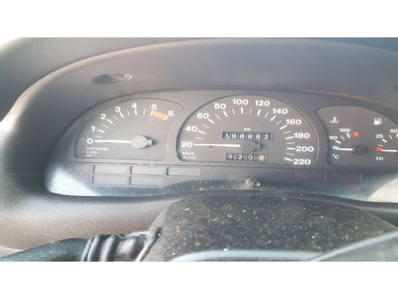 opel astra f classic sedán del año 1992